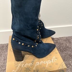 Free People Dakota boot in blue moon SZ 8 / 38